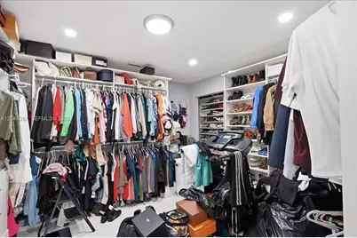 10450 NW 19th St, Pembroke Pines, FL 33026 - Photo 38