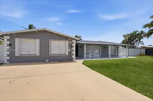 10450 NW 19th St, Pembroke Pines, FL 33026 - Photo 4