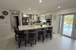 10450 NW 19th St, Pembroke Pines, FL 33026 - Photo 2