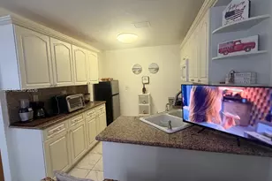 10450 NW 19th St, Pembroke Pines, FL 33026 - Photo 4