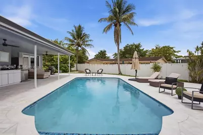 10450 NW 19th St, Pembroke Pines, FL 33026 - Photo 44