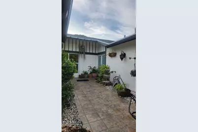 10612 SW 128th Pl, Miami, FL 33186 - Photo 2