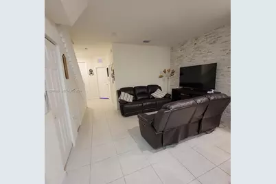 11038 W 32nd Ln #11038, Hialeah, FL 33018 - Photo 12