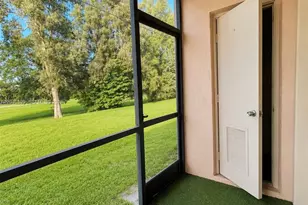 10325 NW 11th St, Pembroke Pines, FL 33026 - Photo 12