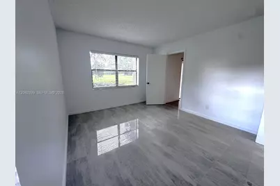 10325 NW 11th St #101, Pembroke Pines, FL 33026 - Photo 18