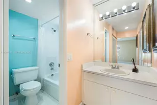 1725 W 60th St, Hialeah, FL 33012 - Photo 12