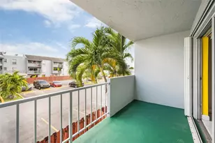1725 W 60th St, Hialeah, FL 33012 - Photo 12
