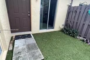112 Fox Rd, Hollywood, FL 33024 - Photo 2