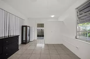 5069 NW 41st Ct, Lauderdale Lakes, FL 33319 - Photo 1