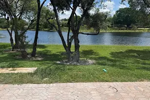 2360 Dover, Weston, FL 33326 - Photo 2