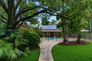15720 SW 56th St, Southwest Ranches, FL 33331 - Photo 22
