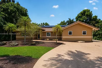 15720 SW 56th St, Southwest Ranches, FL 33331 - Photo 1