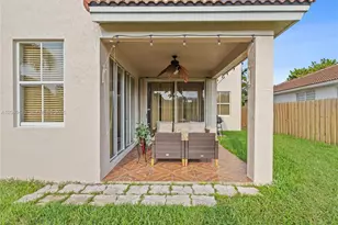 8542 NW 111th Ct, Doral, FL 33178 - Photo 22