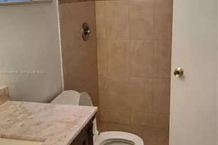 1591 NE Miami Gardens Dr, Miami, FL 33179 - Photo 14