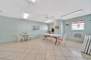 3221 NE 8th St, Pompano Beach, FL 33062 - Photo 28