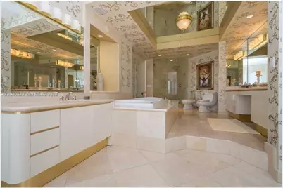 16445 Collins Ave #OS21/26(11B), Sunny Isles Beach, FL 33160 - Photo 4