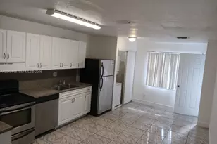 7318-7320 NW 76th Dr, Tamarac, FL 33321 - Photo 8