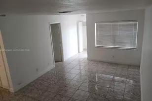 7318-7320 NW 76th Dr, Tamarac, FL 33321 - Photo 4