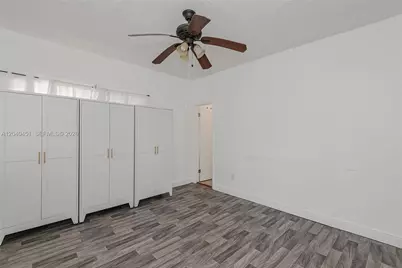 259 NE 111th St, Miami, FL 33161 - Photo 12