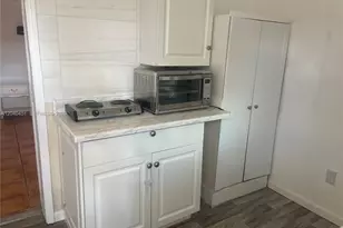 259 NE 111th St, Miami, FL 33161 - Photo 42