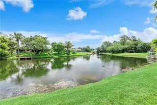 124 Preserve Dr, Royal Palm Beach, FL 33411 - Photo 54