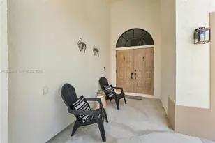 124 Preserve Dr, Royal Palm Beach, FL 33411 - Photo 10