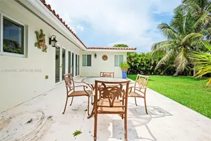 6185 W 10th Ave, Hialeah, FL 33012 - Photo 24