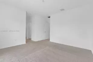805 SE 18th St, Homestead, FL 33034 - Photo 12