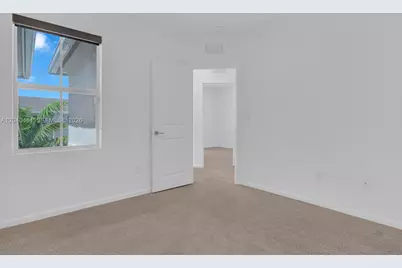 805 SE 18th St, Homestead, FL 33034 - Photo 16
