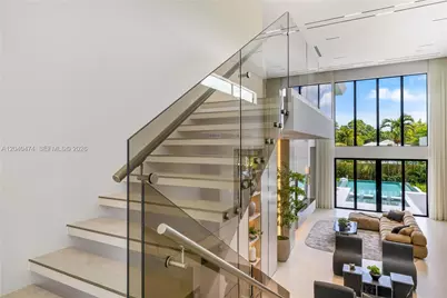 1008 NE 114th St, Biscayne Park, FL 33161 - Photo 10