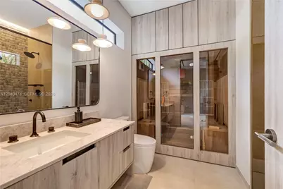 1008 NE 114th St, Biscayne Park, FL 33161 - Photo 20