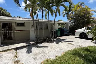 9110 SW 44th St, Miami, FL 33165 - Photo 4