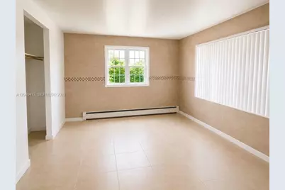 9110 SW 44th St, Miami, FL 33165 - Photo 14