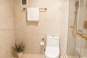 3725 S Ocean Dr, Hollywood, FL 33019 - Photo 20