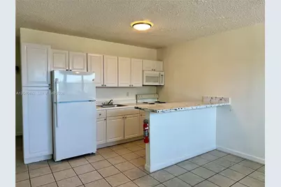 2987 NW 46th St #5, Miami, FL 33142 - Photo 2