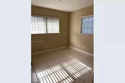 800 NW 76th Ave #800, Pembroke Pines, FL 33024 - Photo 14