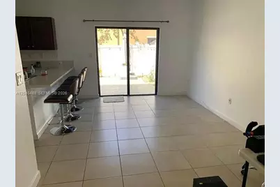 9264 W 33rd Ct #9264, Hialeah, FL 33018 - Photo 2