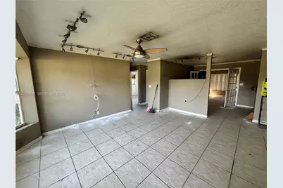4300 NW 9th Ct, Coconut Creek, FL 33066 - Photo 8