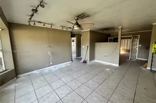 4300 NW 9th Ct, Coconut Creek, FL 33066 - Photo 8