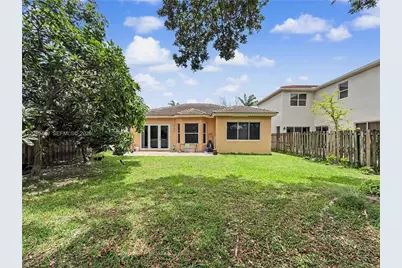 522 NE 20th Ave, Homestead, FL 33033 - Photo 22