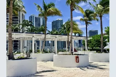 601 NE 36th St #803, Miami, FL 33137 - Photo 4