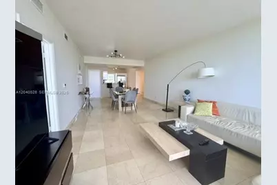 601 NE 36th St #803, Miami, FL 33137 - Photo 20