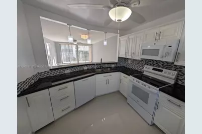 1750 NE 191st St #622-3, Miami, FL 33179 - Photo 2