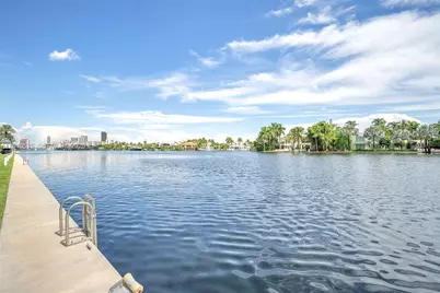 20191 E Country Club Dr #1805, Aventura, FL 33180 - Photo 12