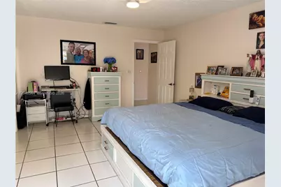 18713 NW 78th Ct, Hialeah, FL 33015 - Photo 8