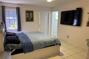 18713 NW 78th Ct, Hialeah, FL 33015 - Photo 10