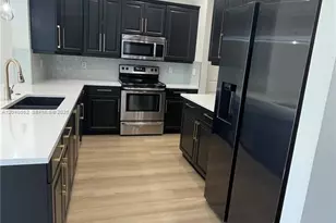 9936 Woodworth Ct, Wellington, FL 33414 - Photo 14