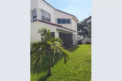 1335 Seagrape Cir, Weston, FL 33326 - Photo 24