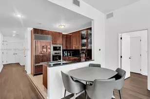 6799 Collins Ave, Miami Beach, FL 33141 - Photo 10