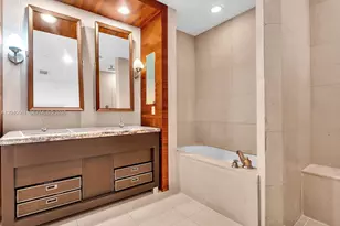 6799 Collins Ave, Miami Beach, FL 33141 - Photo 20